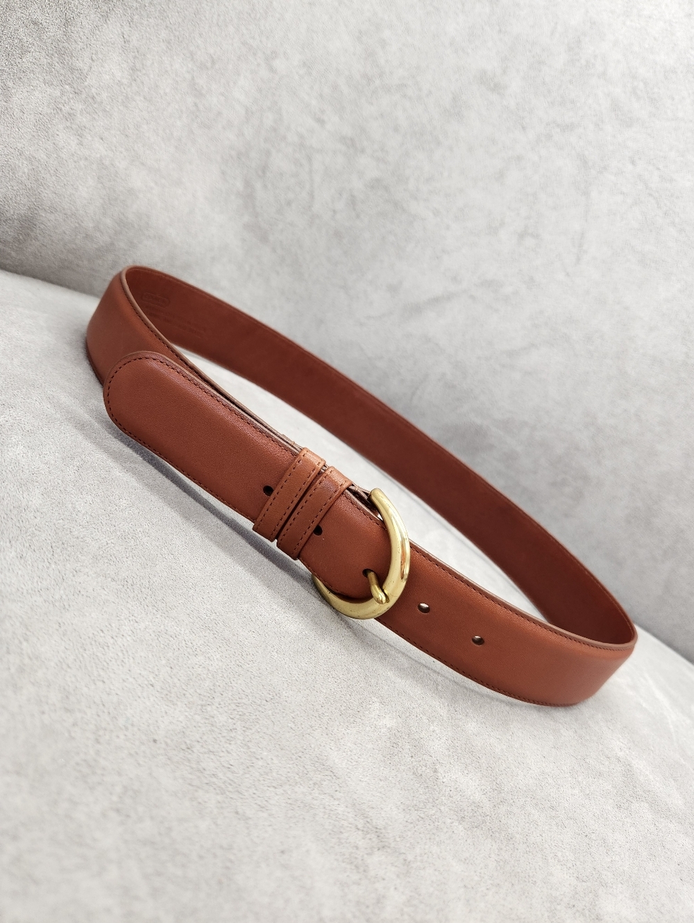 Coach Belt M Brown Cowhide Leather 8500 Solid Brass Golden Tone Buckle Preppy - Picture 2 of 10
